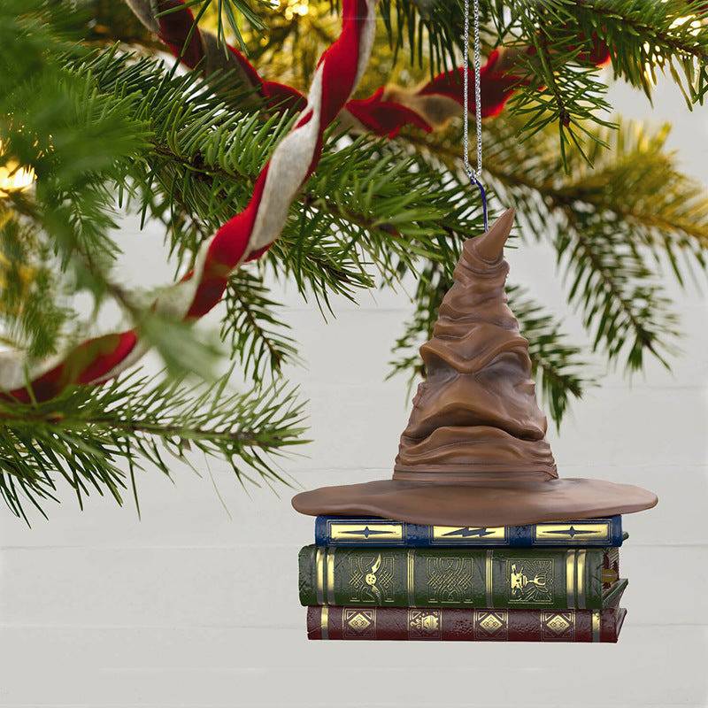 Decorative resin craft featuring a Magic Hats souvenir icon, showcasing colorful, detailed design by eprolo.