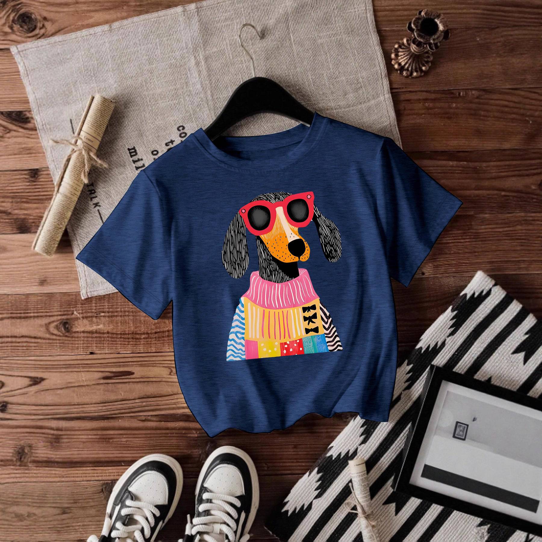 Eprolo women's short-sleeved dog-themed T-shirt featuring a playful graphic design on white fabric.