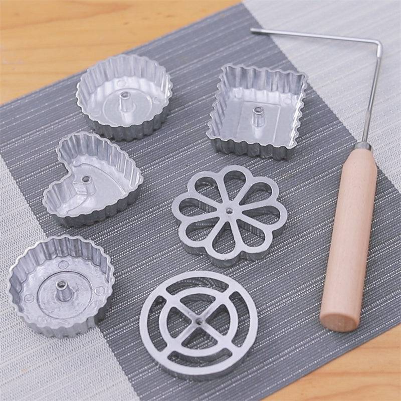 Eprolo aluminum alloy frying mould for baking, kitchen gadget with a non-stick surface and ergonomic handle for easy use.