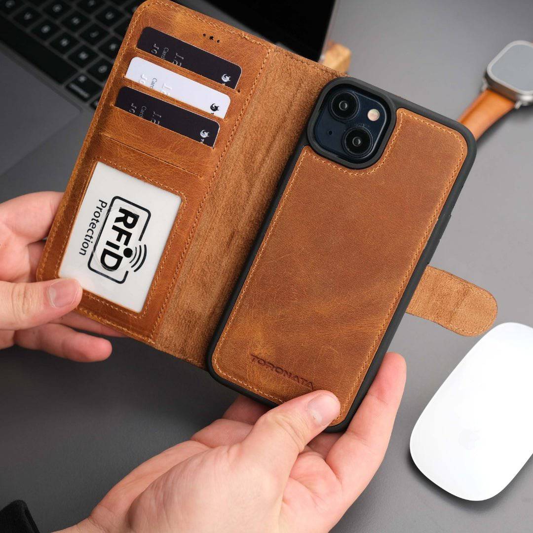 TORONATA Casper iPhone 17 Air leather wallet case with MagSafe compatibility, featuring a tan leather finish and card slots.